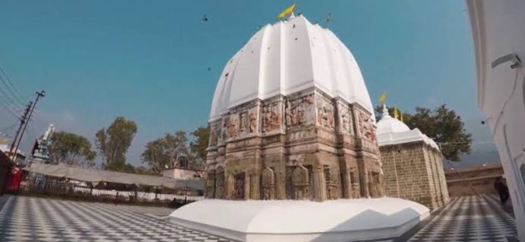 Bharat Mandir, Rishikesh