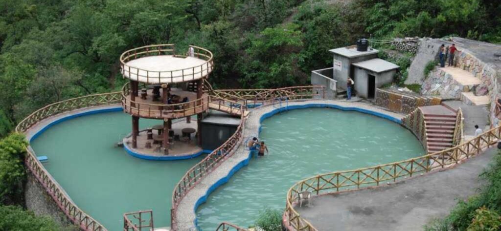 Lake Mist, Mussoorie (2)